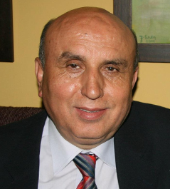 Yaşar Yazar 